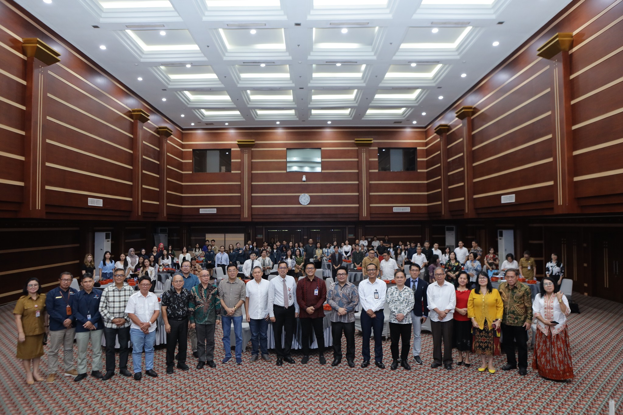 Diskusi Akhir Tahun ISEI Cab. Manado 2024